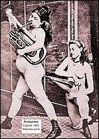 erotic75.jpg (20007 bytes)